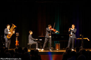 Die Hanke Brothers mit “Colourful Concert”